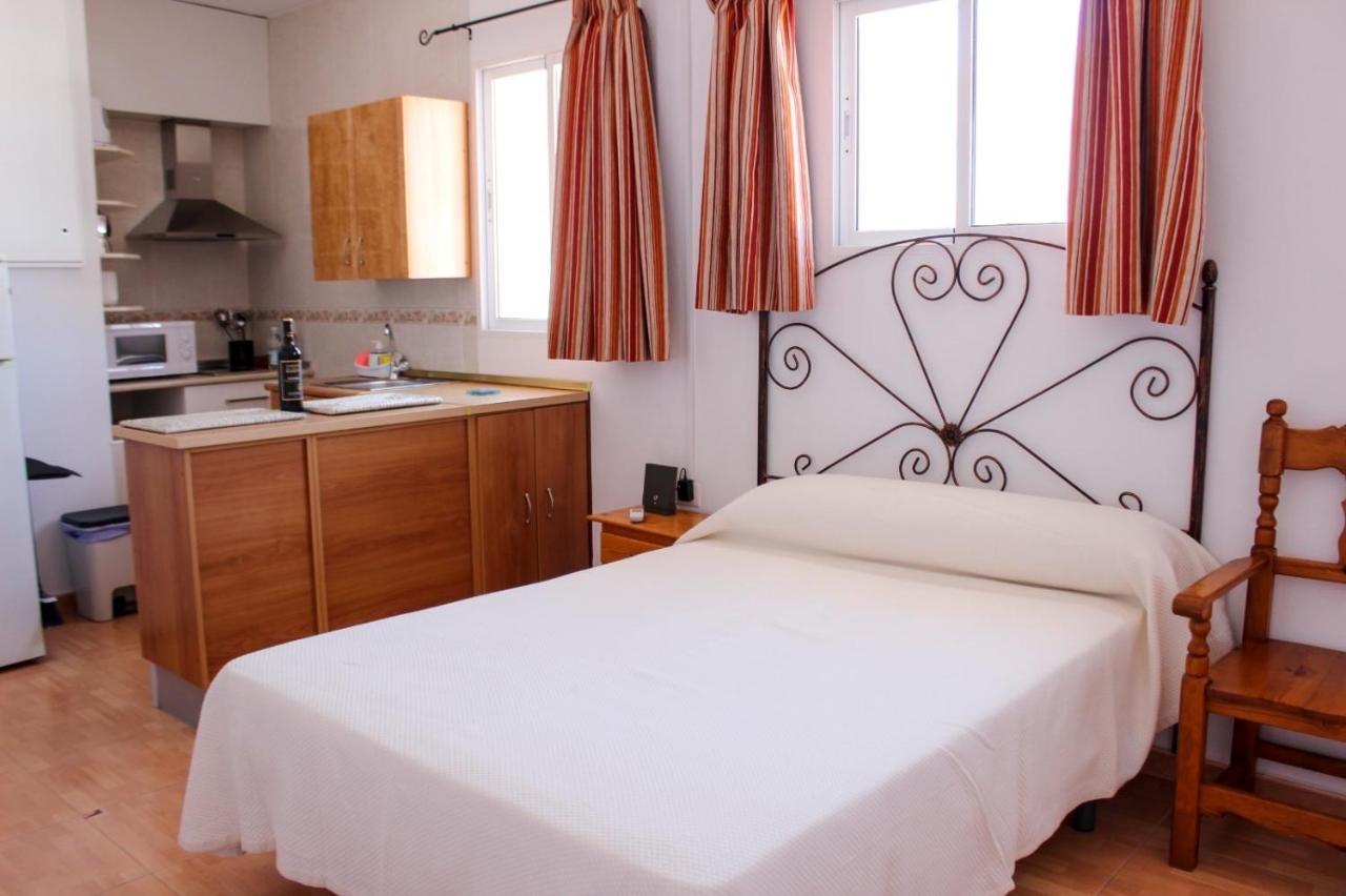 Apartamentos La Mar Chica Бенальмадена Екстер'єр фото